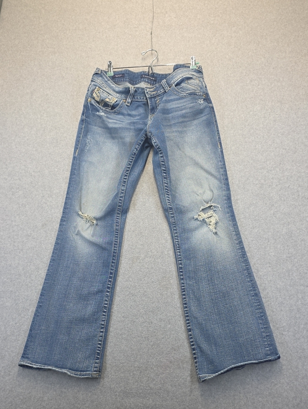 Vigoss Chelsea Bootcut Jeans Distressed Medium Wash Denim Low Rise Women’s